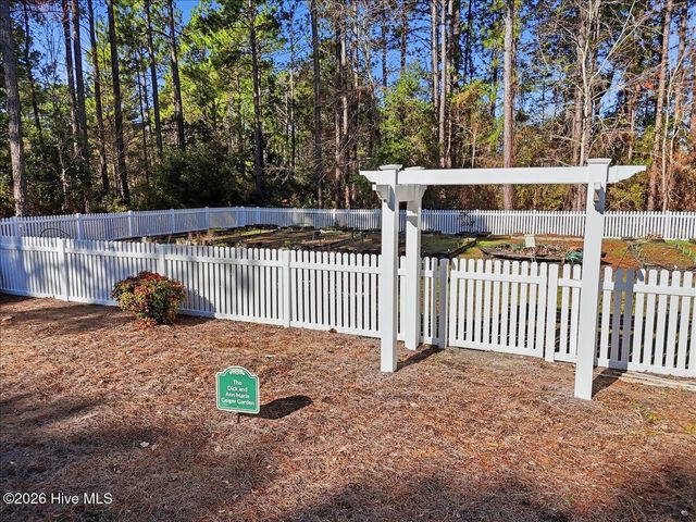 4071 Country Garden Lane, Southport, NC 28461