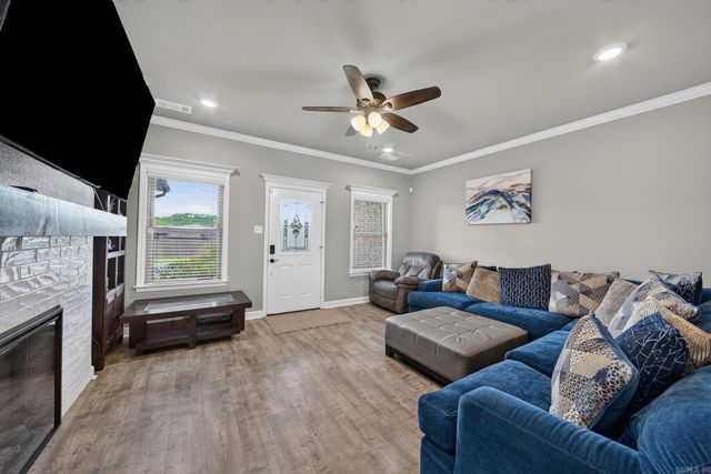 24 Aberdeen Drive, Cabot, AR 72023