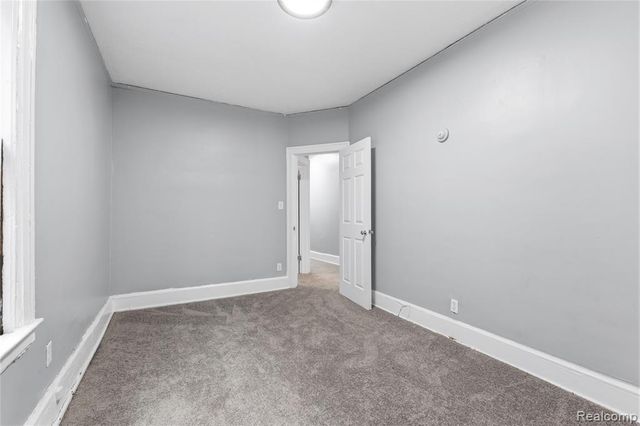 3290 Tuxedo Street, Detroit, MI 48206