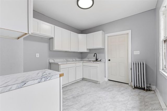 3290 Tuxedo Street, Detroit, MI 48206