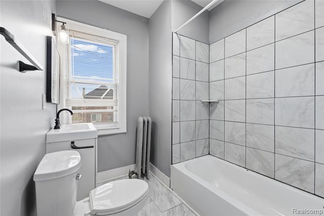 3290 Tuxedo Street, Detroit, MI 48206