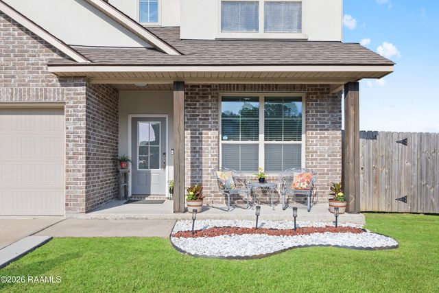 111 Bottes Avenue, Youngsville, LA 70592