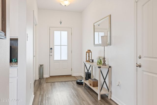 111 Bottes Avenue, Youngsville, LA 70592