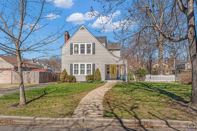 2716 SW 13th ST, Topeka, KS 66604