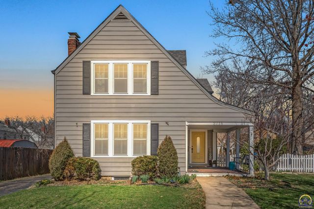 2716 SW 13th ST, Topeka, KS 66604