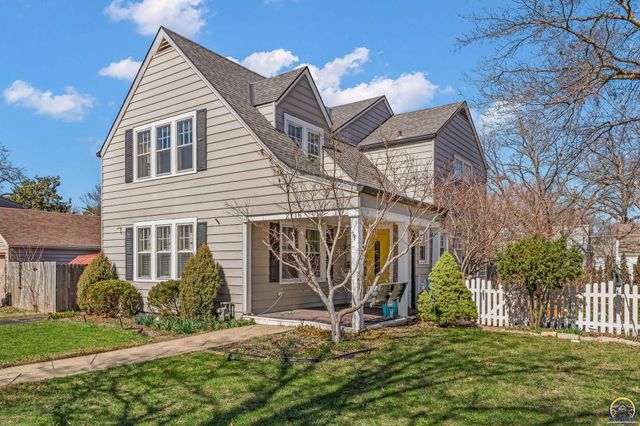 2716 SW 13th ST, Topeka, KS 66604