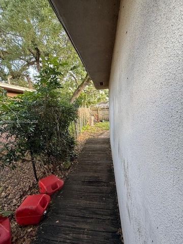 4148 SW 24th St 0, Fort Lauderdale, FL 33317