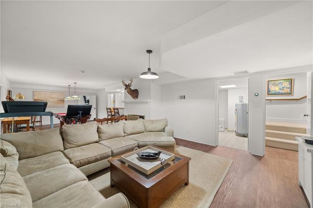 1065 Englewood Drive, Winston-salem, NC 27106