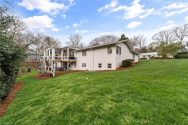 1065 Englewood Drive, Winston-salem, NC 27106