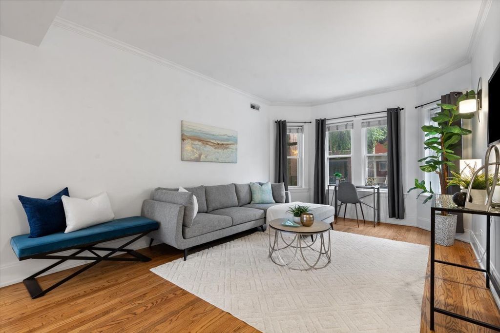 1725 W Winnemac Avenue 1, Chicago, IL 60640 — photo 2