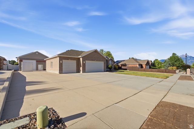 2918 W 8870 S, West Jordan, UT 84088
