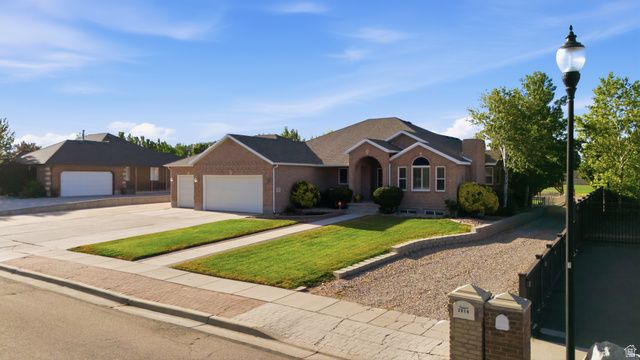 2918 W 8870 S, West Jordan, UT 84088