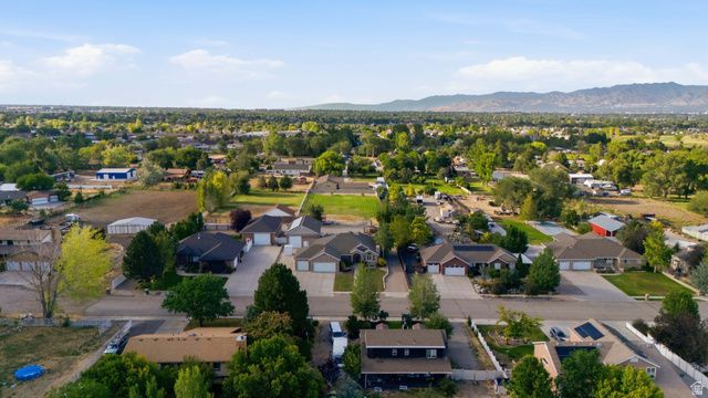 2918 W 8870 S, West Jordan, UT 84088