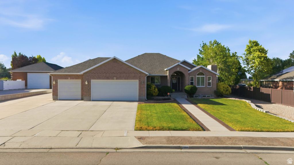 2918 W 8870 S, West Jordan, UT 84088