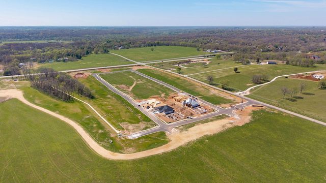1795 S Pinecone Path, Springfield, MO 65809