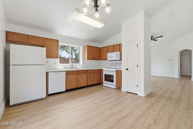6706 E ESCAPE Avenue, Florence, AZ 85132
