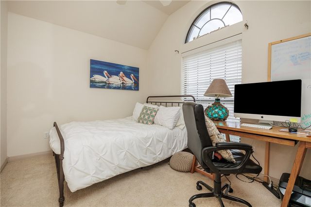 6152 Saint Denis St, Corpus Christi, TX 78414