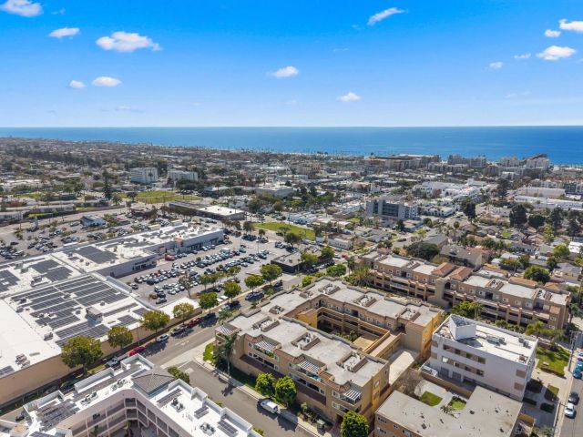 1100 Civic Center Dr C25, Oceanside, CA 92054