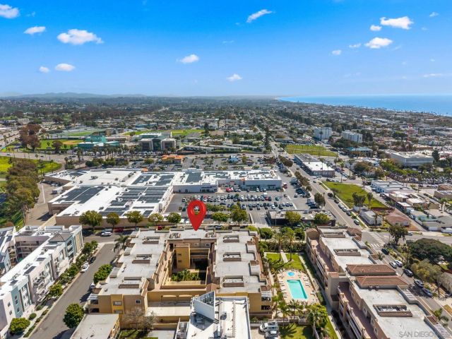 1100 Civic Center Dr C25, Oceanside, CA 92054