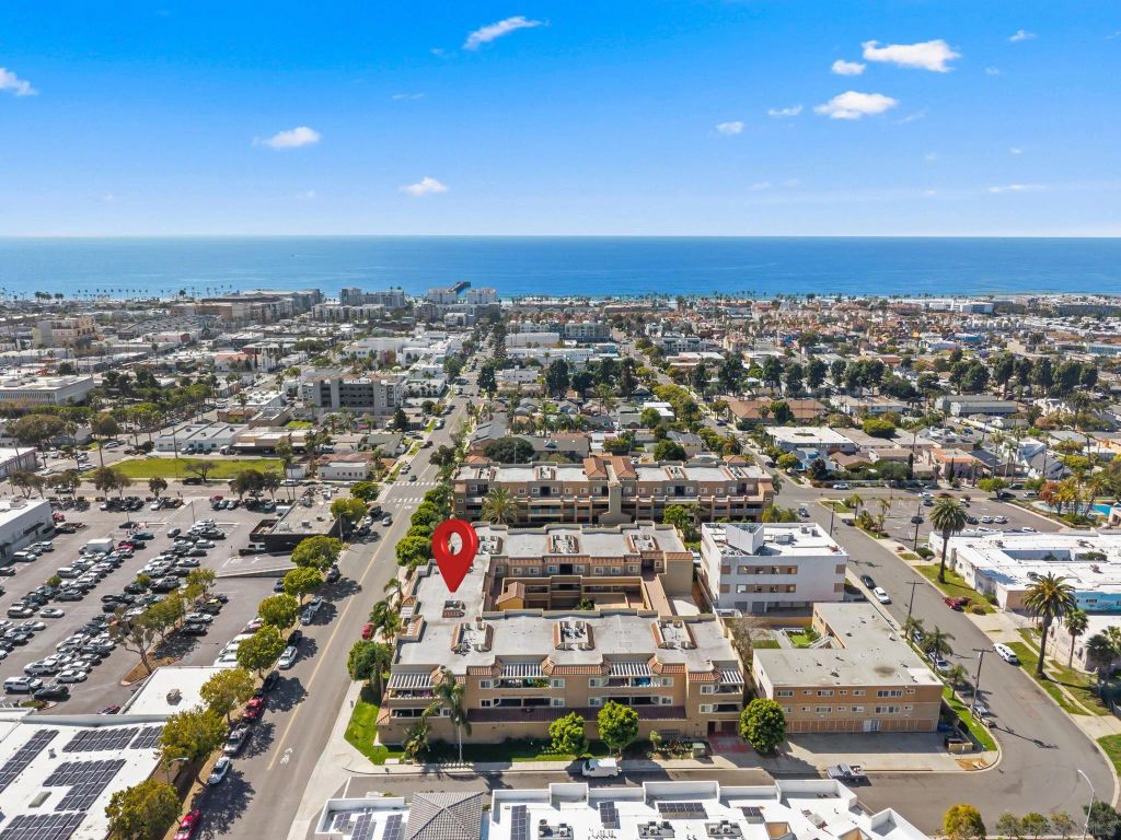 1100 Civic Center Dr C25, Oceanside, CA 92054