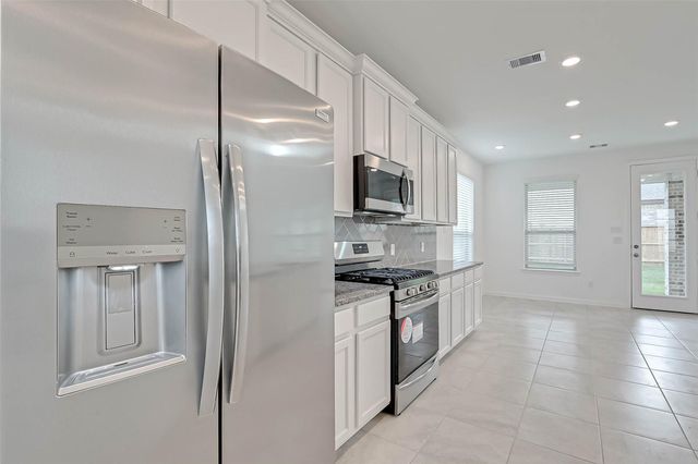 4936 Sierra Ridge Drive, Rosenberg, TX 77469