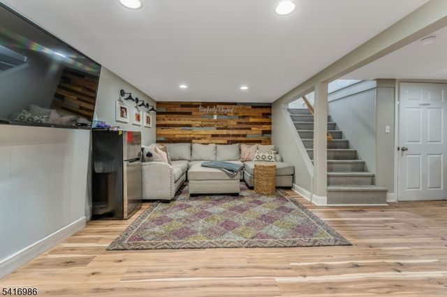 816 North Blvd, Alpha Boro, NJ 08865