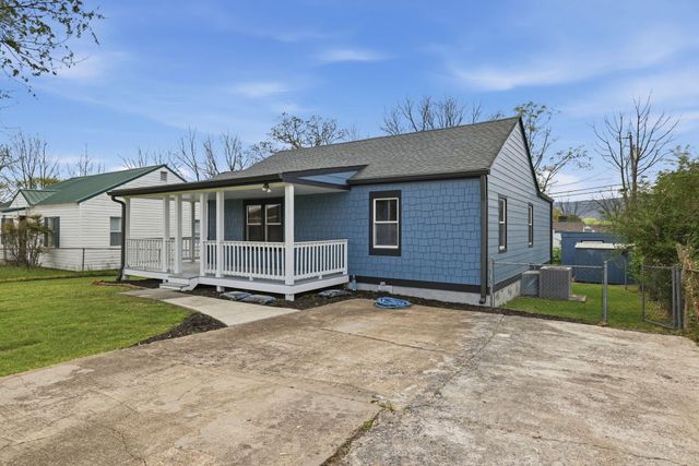 503 Flegal Avenue, Rossville, GA 30741