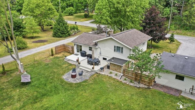 4021 Section Road, Bedford Twp, MI 48144