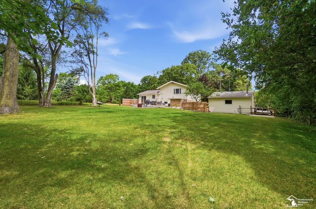 4021 Section Road, Bedford Twp, MI 48144