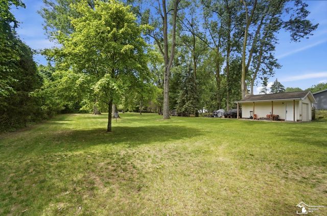4021 Section Road, Bedford Twp, MI 48144