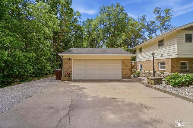 4021 Section Road, Bedford Twp, MI 48144