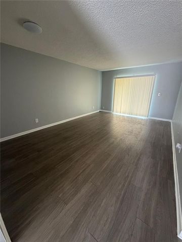 709 OCEANSIDE CIRCLE 739, Ruskin, FL 33570