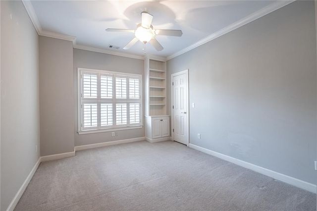 825 Glengate Place, Atlanta, GA 30328