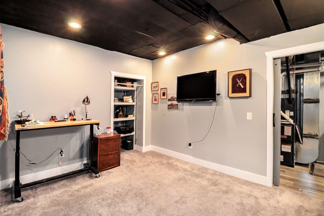 107 Barnsley Drive, Howell, MI 48843