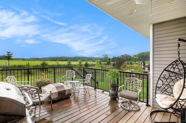 107 Barnsley Drive, Howell, MI 48843
