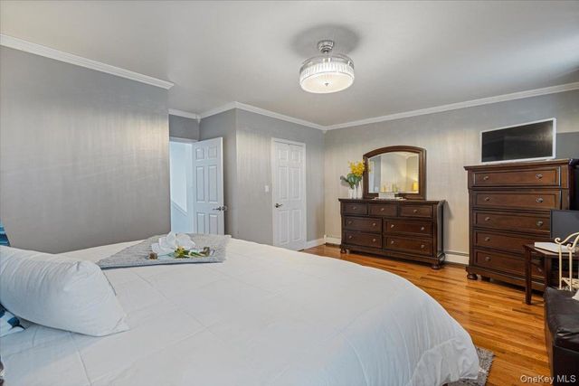 320 Marion Street, Brooklyn, NY 11233