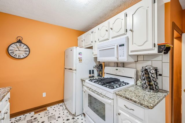 8369 Walnut Avenue, Galena, OH 43021