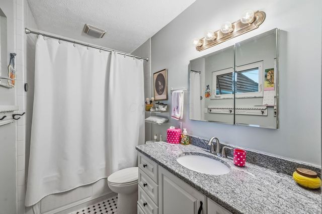 8369 Walnut Avenue, Galena, OH 43021