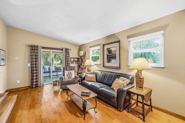 8369 Walnut Avenue, Galena, OH 43021