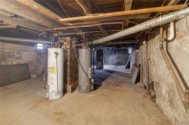 613 Spring Street West, Utica, NY 13502