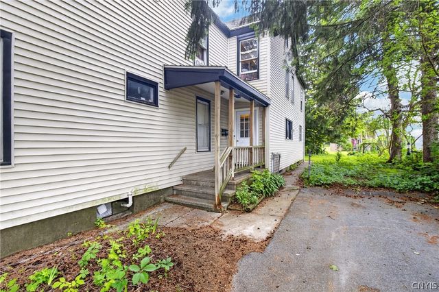 613 Spring Street West, Utica, NY 13502