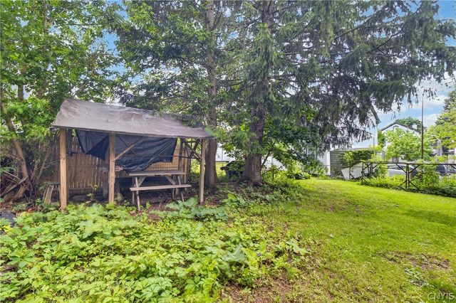 613 Spring Street West, Utica, NY 13502