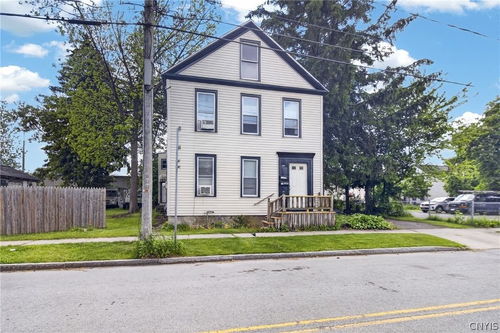 613 Spring Street West, Utica, NY 13502