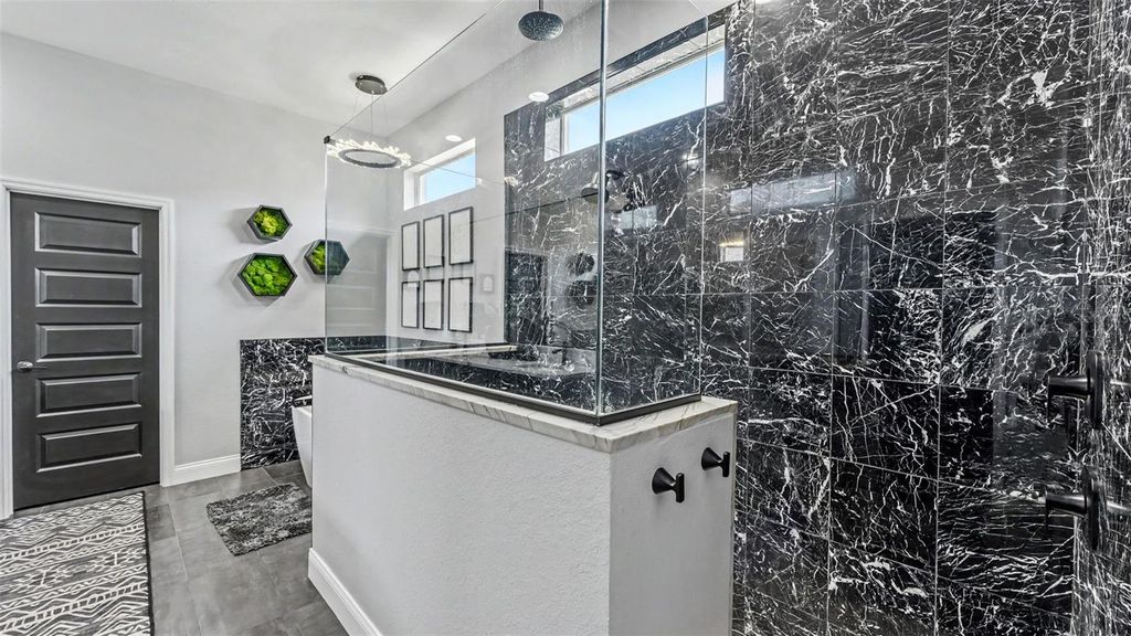 Image 29 of property listing at 6626 RIDGEMONT ROAD, Lakeland, FL 33813