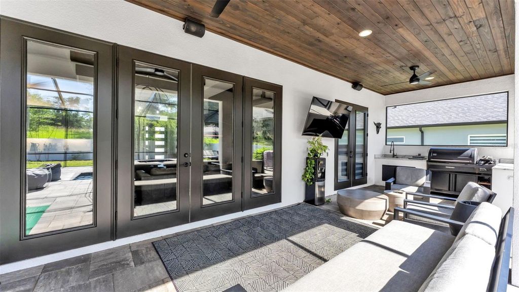Image 47 of property listing at 6626 RIDGEMONT ROAD, Lakeland, FL 33813