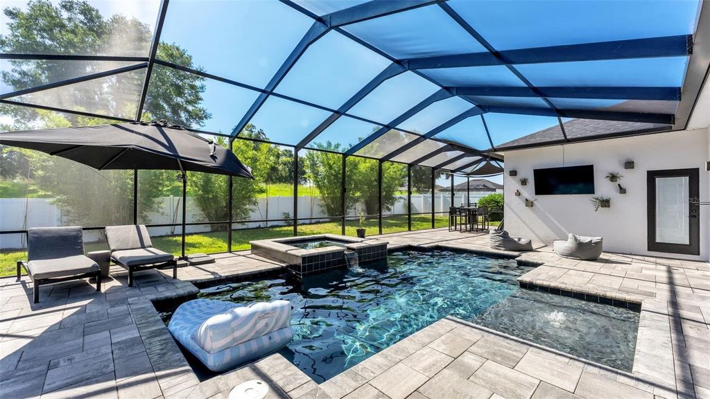 Image 50 of property listing at 6626 RIDGEMONT ROAD, Lakeland, FL 33813