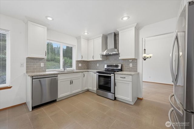 27213 32nd Place S, Auburn, WA 98001