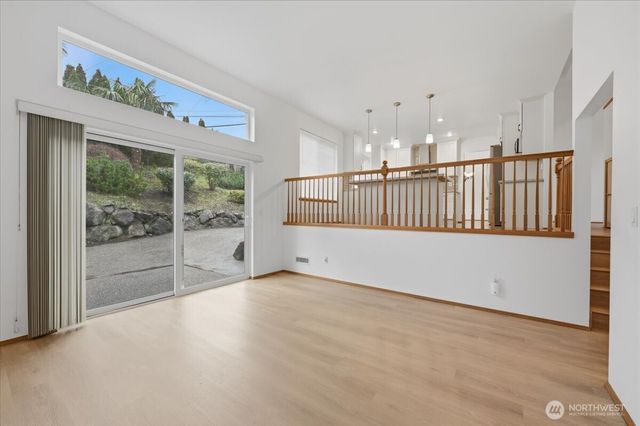 27213 32nd Place S, Auburn, WA 98001