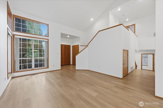 27213 32nd Place S, Auburn, WA 98001