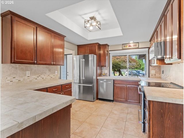 940 Ne BALDWIN St, Hillsboro, OR 97124